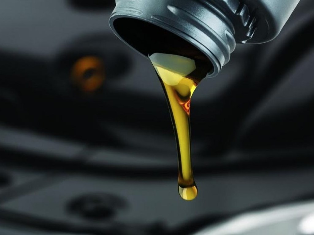 Какое моторное масло выбрать &#8212; минеральное, синтетическое или полусинтетическое?