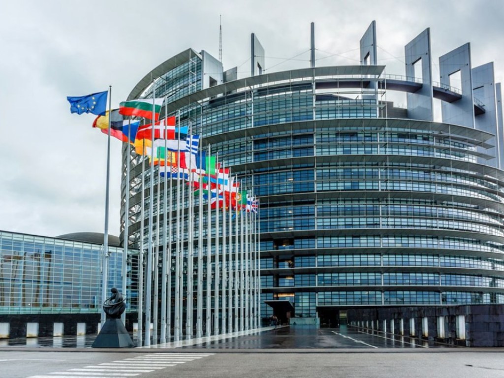 Избрав Сассоли своим спикером, Европарламент укрепил позиции Брюсселя и Страсбурга на международной арене – эксперт
