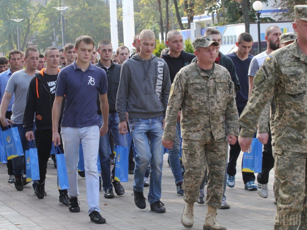 В Украине завершился весенний призыв в армию