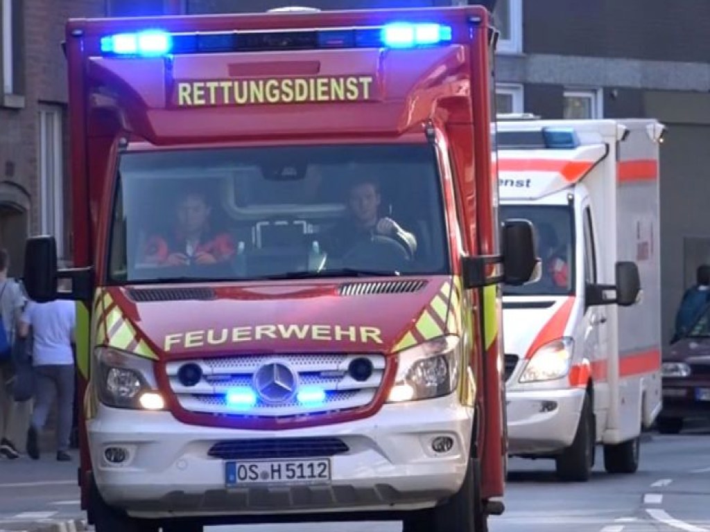 Мужчина в коме уже неделю: Лесник из Дрогобыча выпал из окна гостиницы в Германии