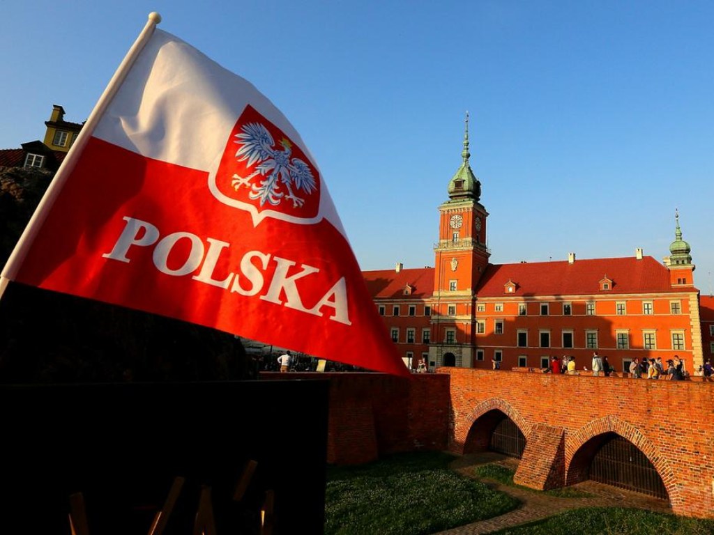 В украинском консульстве посчитали количество трудовых мигрантов в Польше