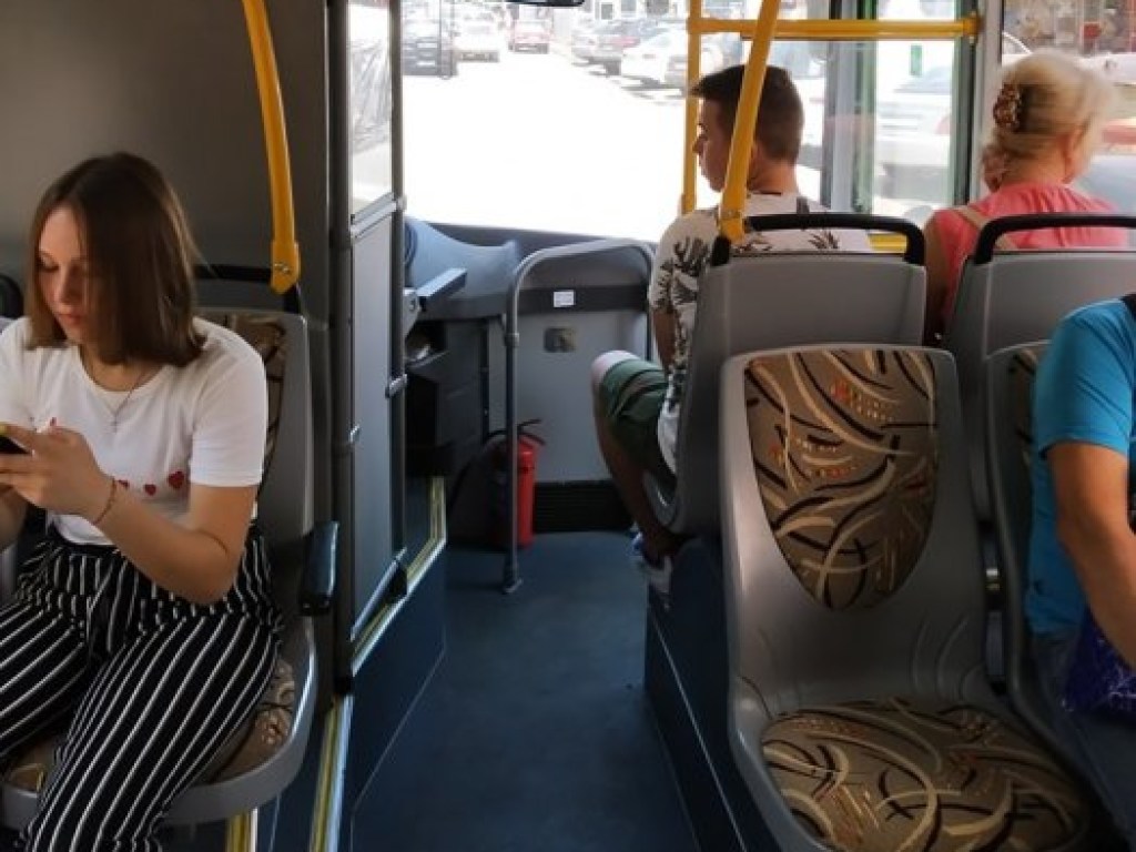 Николаевские пассажиры пришли в ужас от поездки на новых автобусах