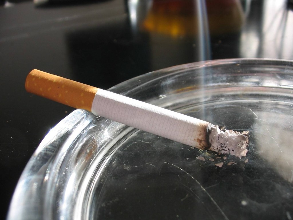 Слишком много никотина: В Минздраве предложили запретить часть сигарет