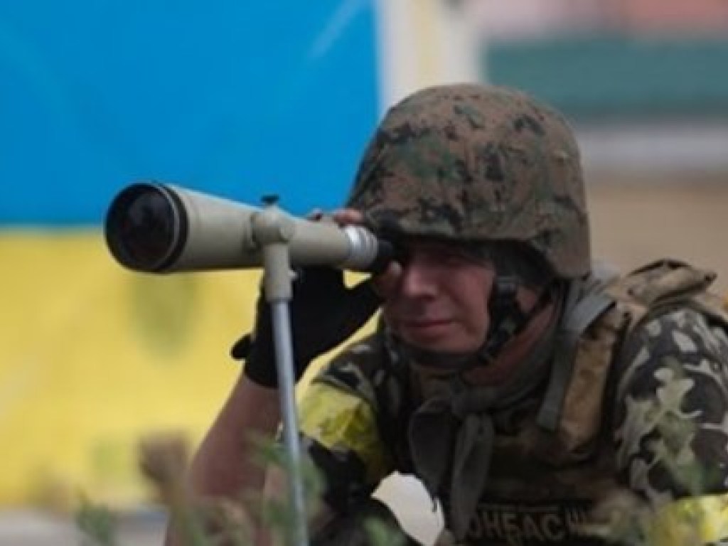 За день позиции ВСУ на Донбассе обстреляли 11 раз, одного военного ранило
