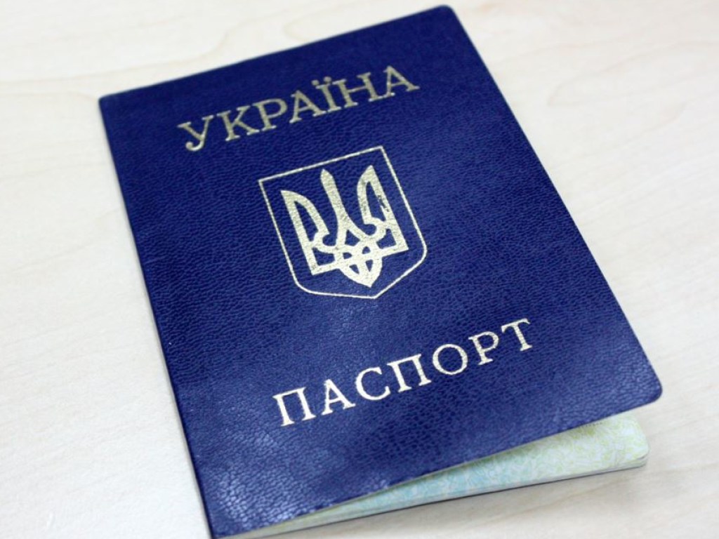 За полгода почти 8 тысяч украинцев изменили имена