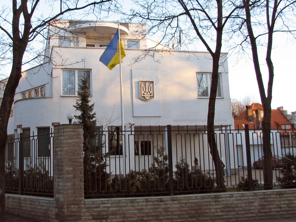 Дипломатический корпус Украины ждет обновление: в 12 посольствах появятся новые руководители