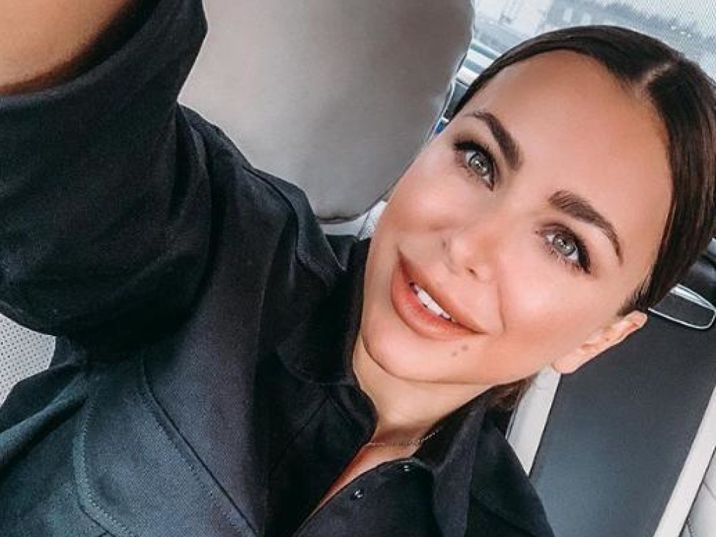 «Что с лицом?»: Ани Лорак вызвала гнев у подписчиков Instagram из-за нового фото  