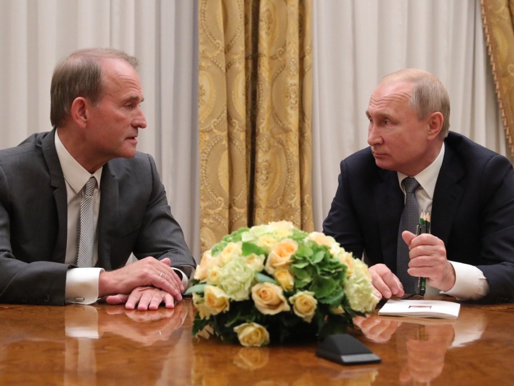 Путин поблагодарил Медведчука за гуманитарную деятельность