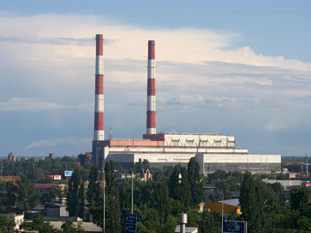 Короткое замыкание: На Дарницкой ТЭЦ  в Киеве произошел пожар