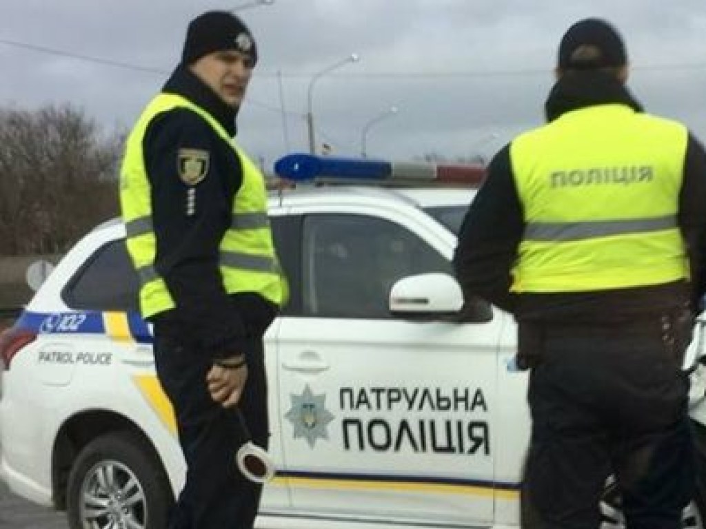 «Ехали охранять участки»: 21 июля полиция на въезде в Киев остановила автобусы с «титушками» (ВИДЕО)