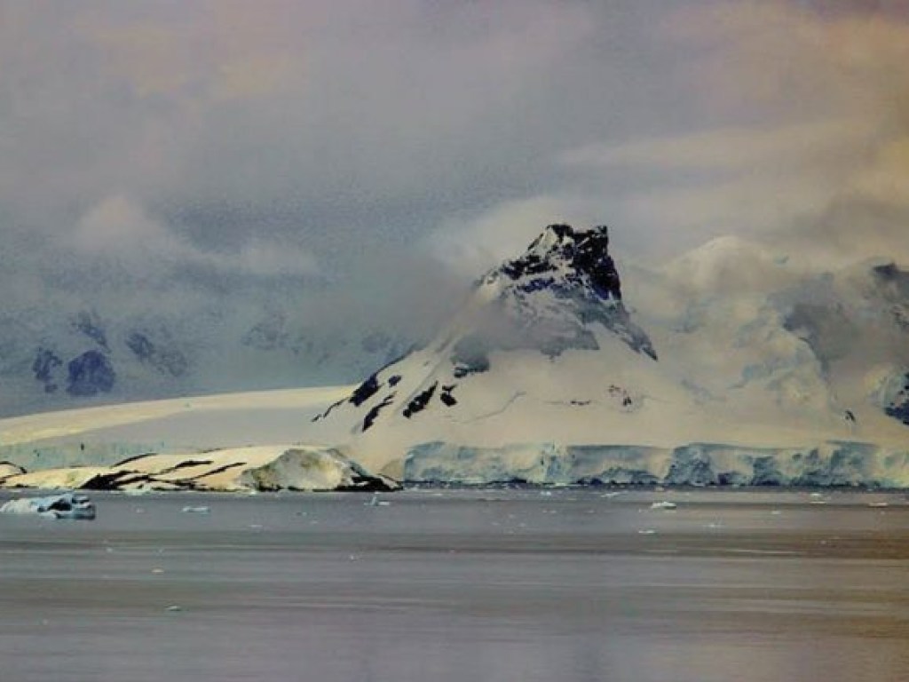 Жуткие звуки из глубин Антарктиды напугали американских ученых (ВИДЕО)