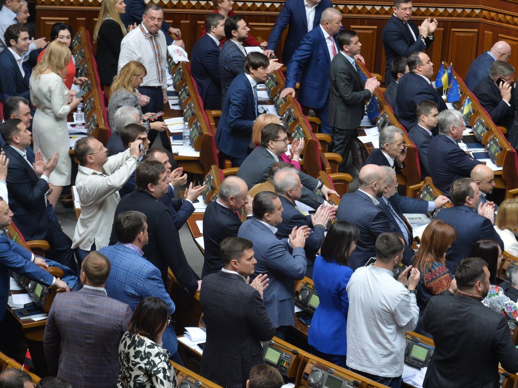 В 2019 году Верховная Рада Украины впервые обновилась на 76% &#8212; эксперт