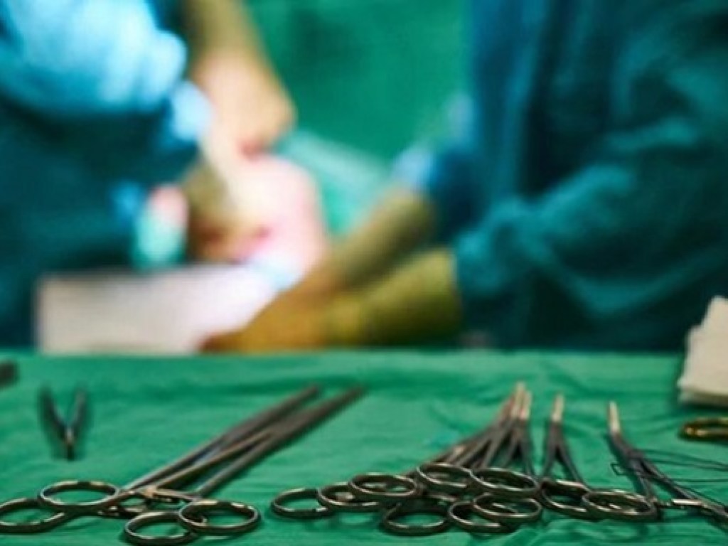 Хирурги достали из желудка жительницы Индии 1,5 килограмма украшений