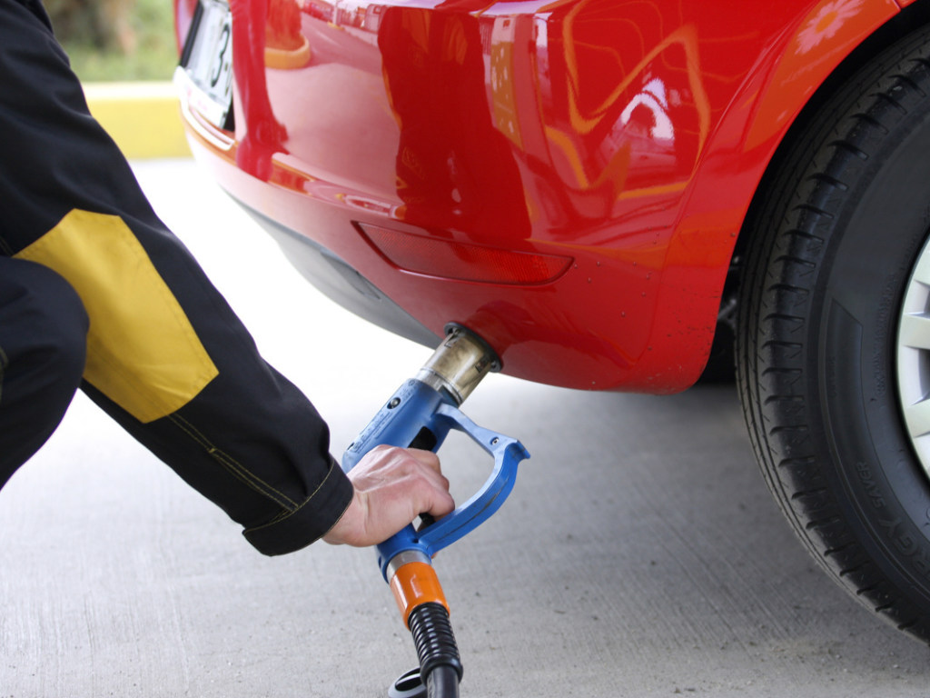 Снижение цен на газ для авто носит сезонный характер &#8212; экономист