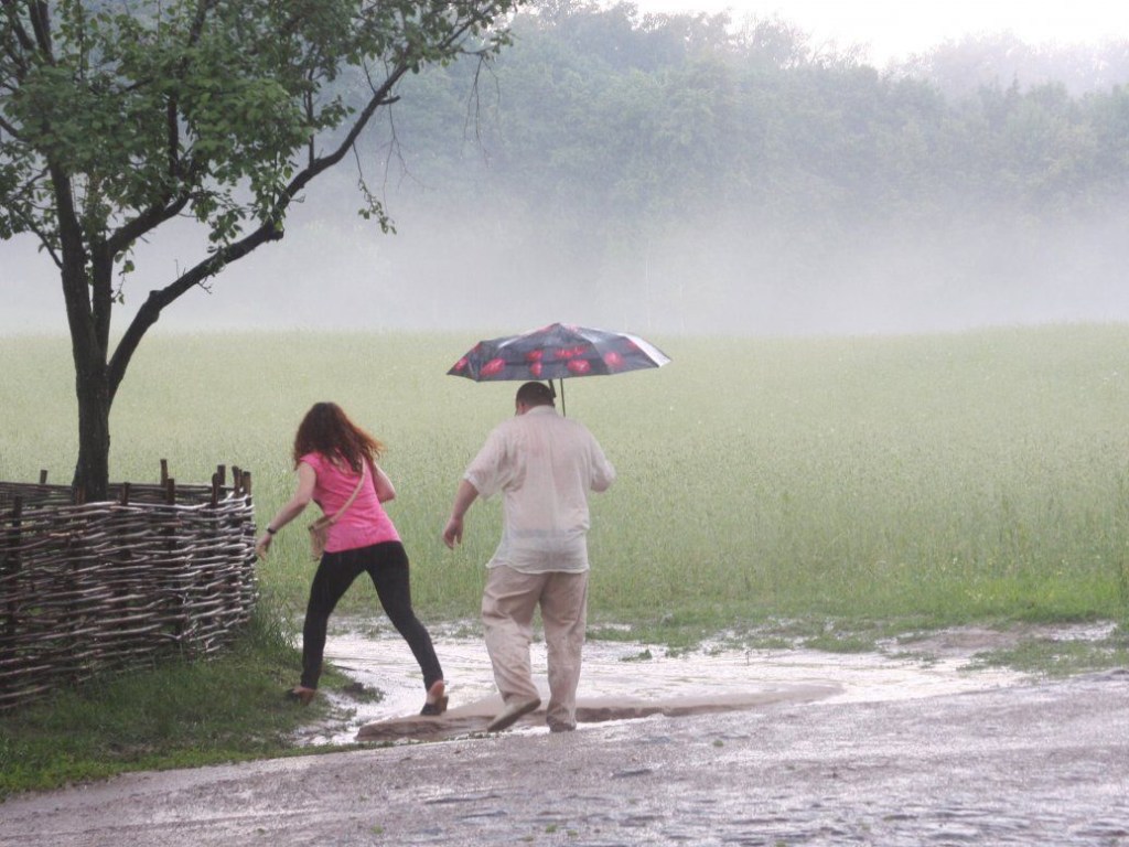 Прогноз погоды на 2 августа: Украинцев ожидает похолодание и дожди