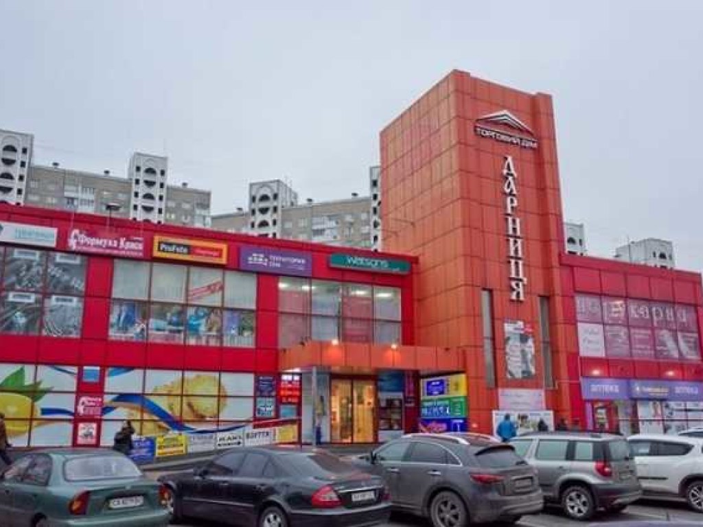 Директор ТЦ «Дарница» рассказал о новой попытке захвата торгового центра и назвал имя заказчика