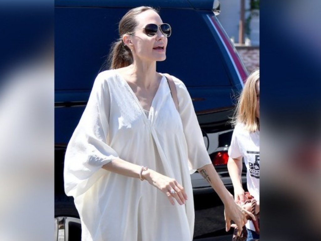 44-летняя Анджелина Джоли испугала болезненной худобой  (ФОТО, ВИДЕО)