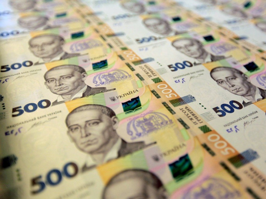 Дефицит госбюджета Украины превысил миллиард гривен
