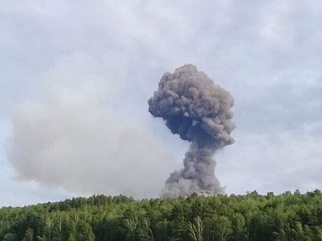 Взрывы на складе боеприпасов в РФ: названа предварительная причина ЧП