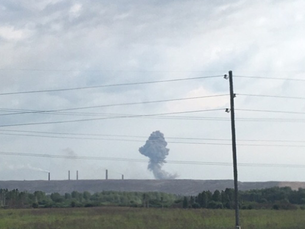 Взрывы на военных складах в РФ: эвакуировали более 6 тысяч человек (ФОТО, ВИДЕО)