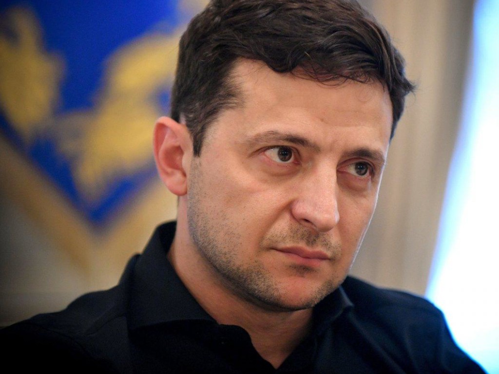 Зеленский заявил, что на законодательном уровне поднимет вопрос посещения Крыма