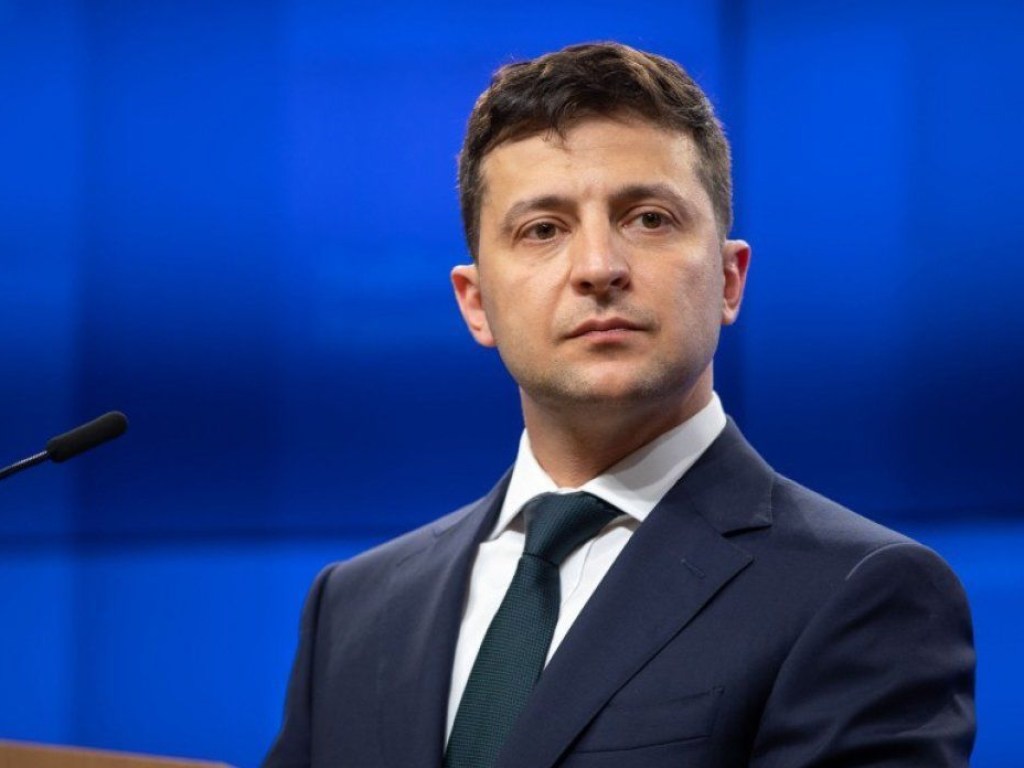 Зеленский пожаловался на увеличение фейковых страниц Офиса Президента