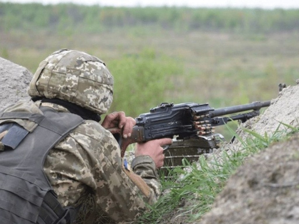 Днем бойцы ВСУ насчитали 2 вражеских обстрела на Донбассе