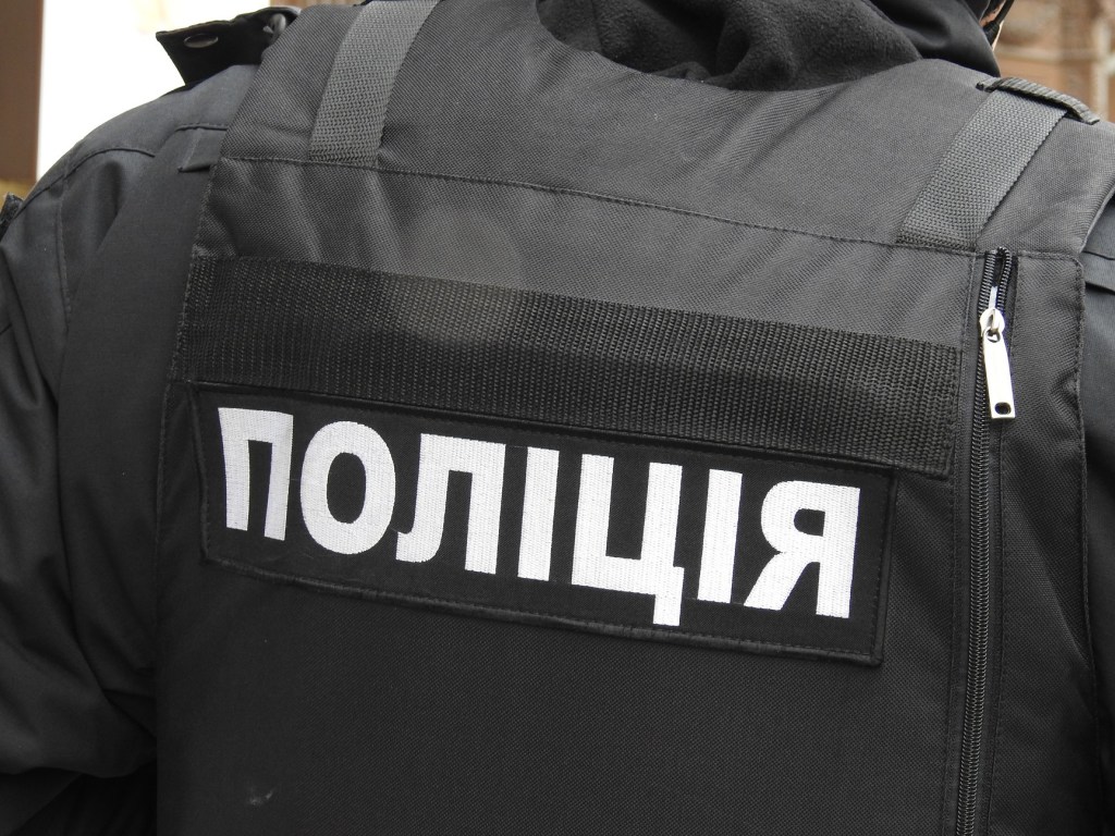 Есть следы насильственной смерти: В Черноморске в квартире полиция обнаружила 2 трупа