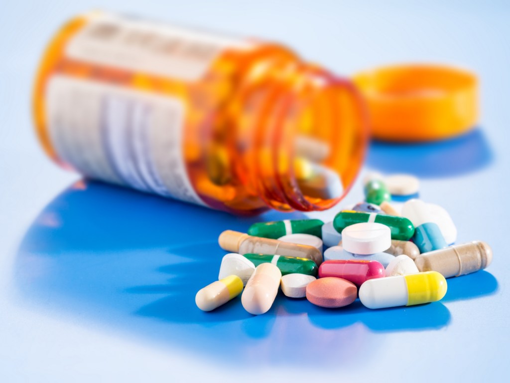 Медики назвали четыре самых опасных вида сочетаний лекарств
