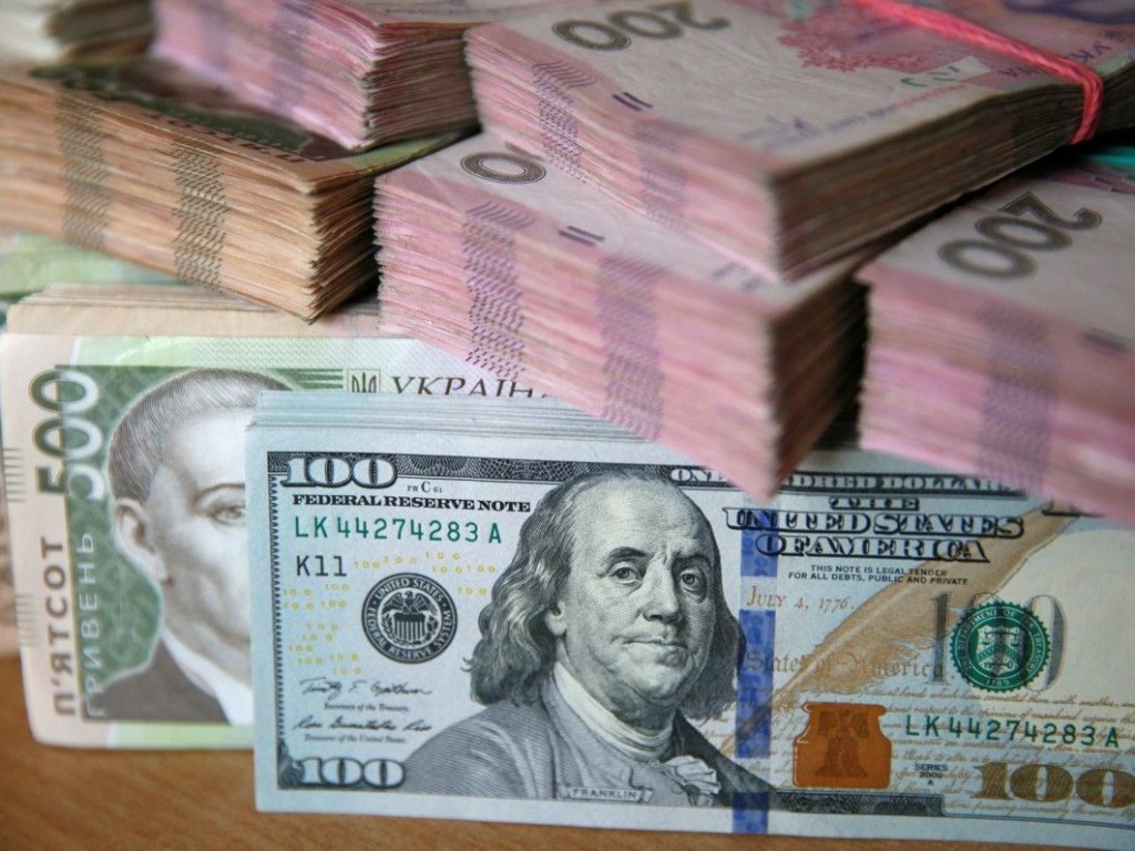Доллар и евро дорожают: НБУ установил курс доллара на четверг