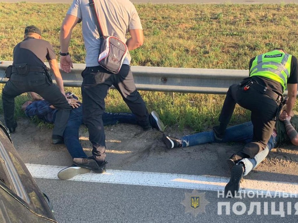 Под Киевом по подозрению в разбое задержали троих грузин: Двоим из них Зеленский дал гражданство (ФОТО, ВИДЕО)