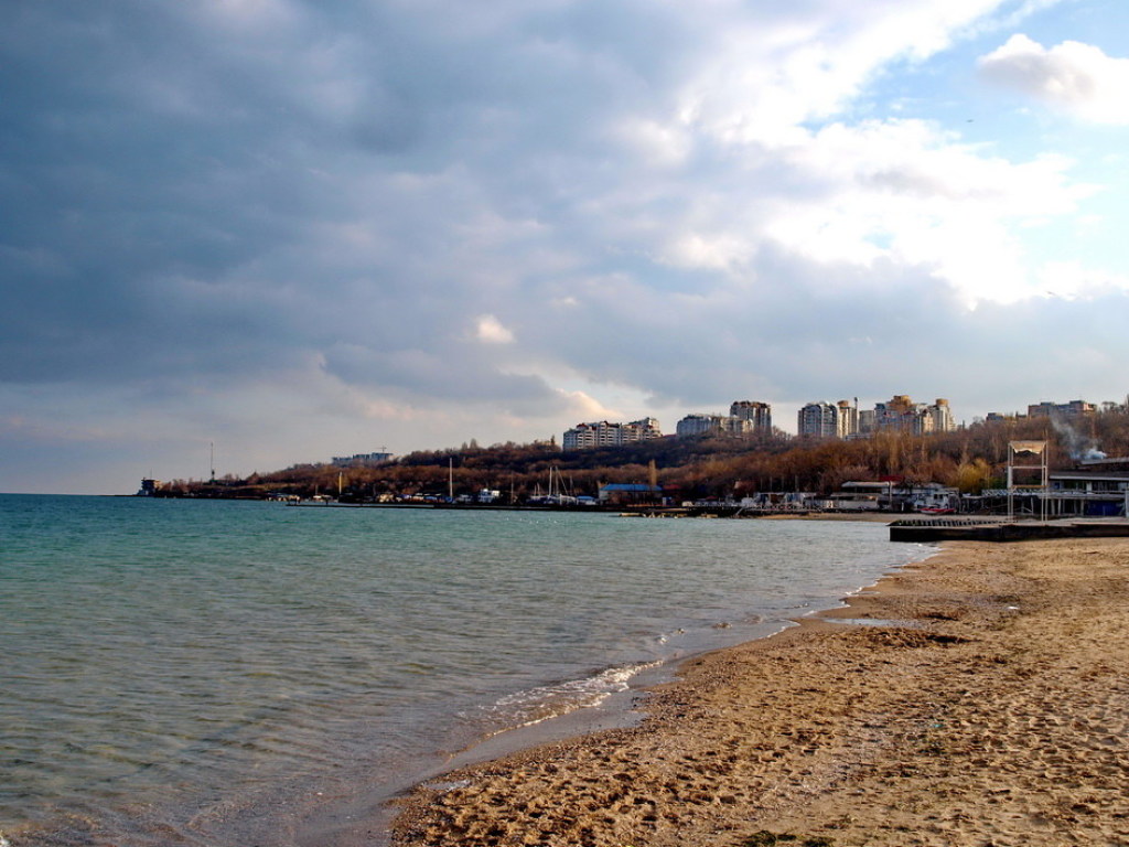 Похолодание в Одессе: температура воды в море стремительно падает