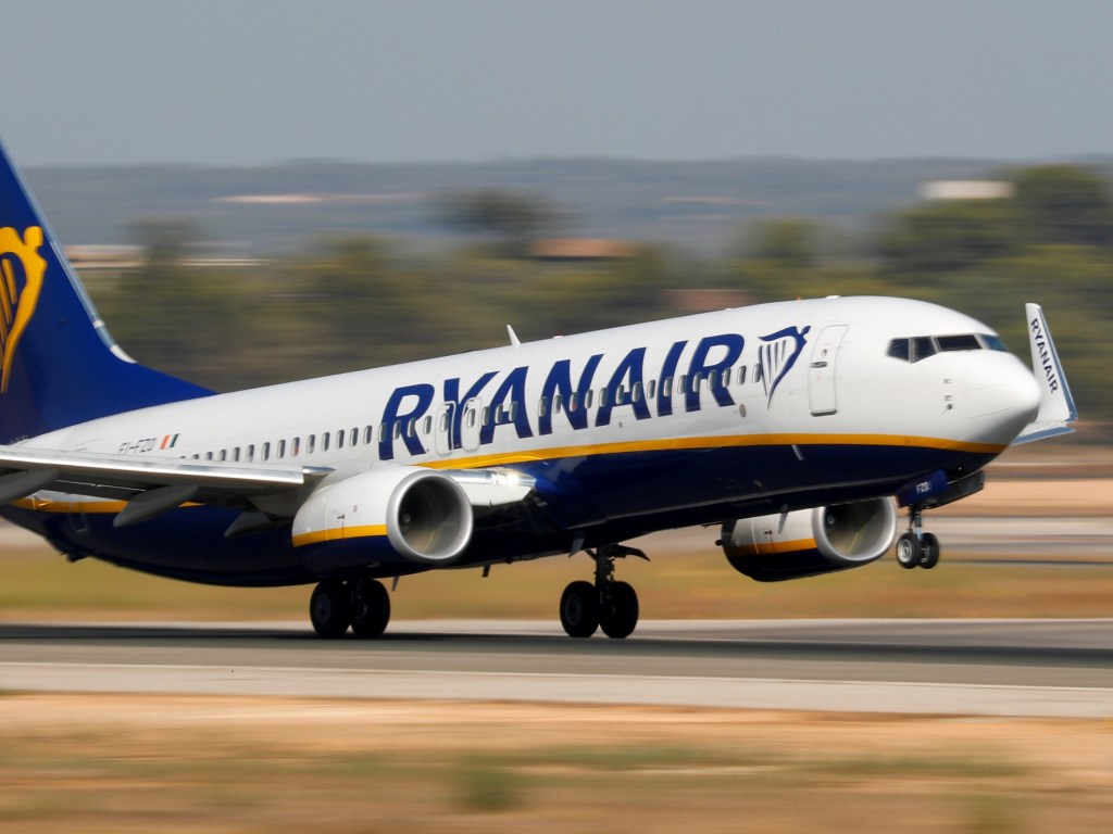 Рейсы под угрозой: В Ryanair объявили о масштабной забастовке пилотов