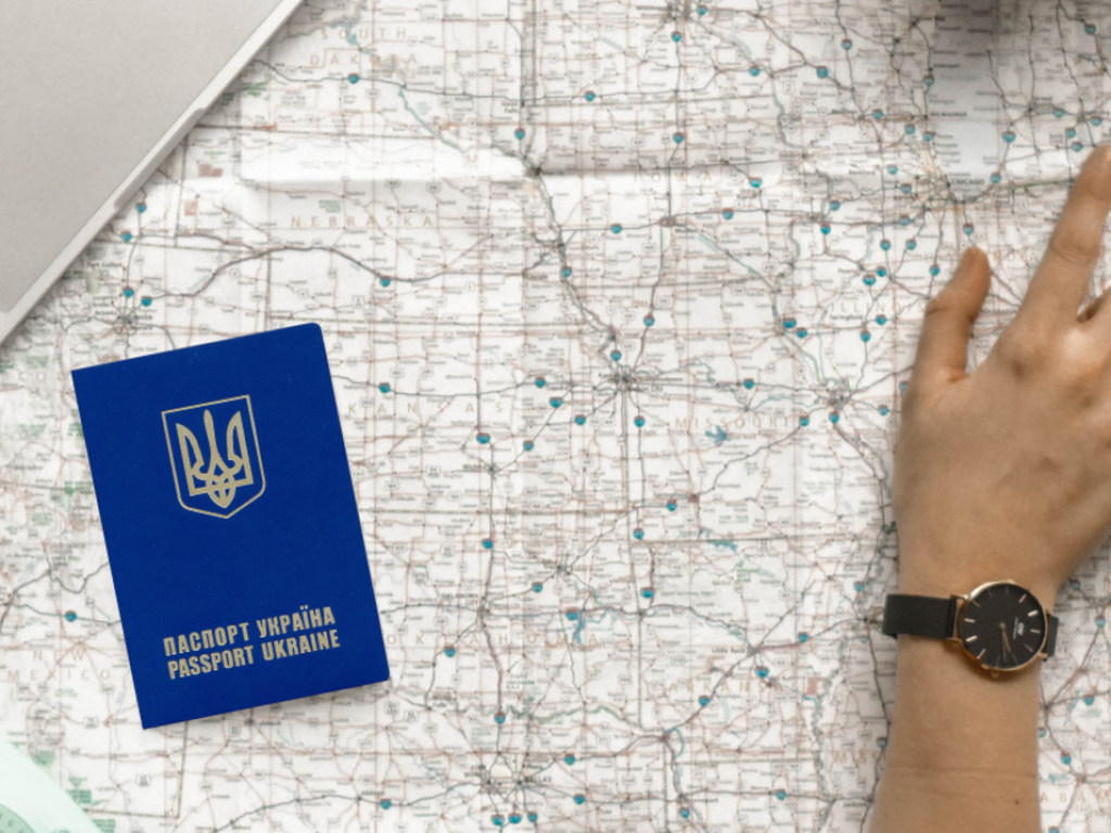 Украина упростила визовый режим с двумя странами южной Азии