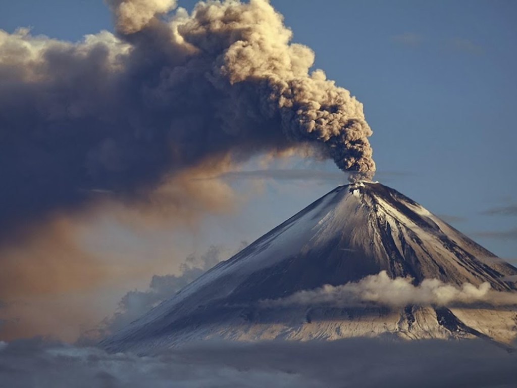 Извержения крупных вулканов могут понизить температуру на Земле на срок до 15 лет &#8212; климатолог