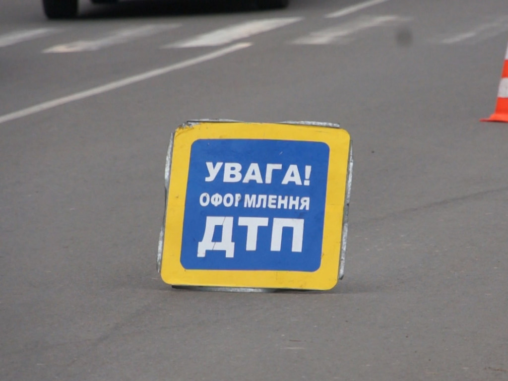 На автодороге Одесса-Рени перевернулась Toyota Prado: погибли 2 человека