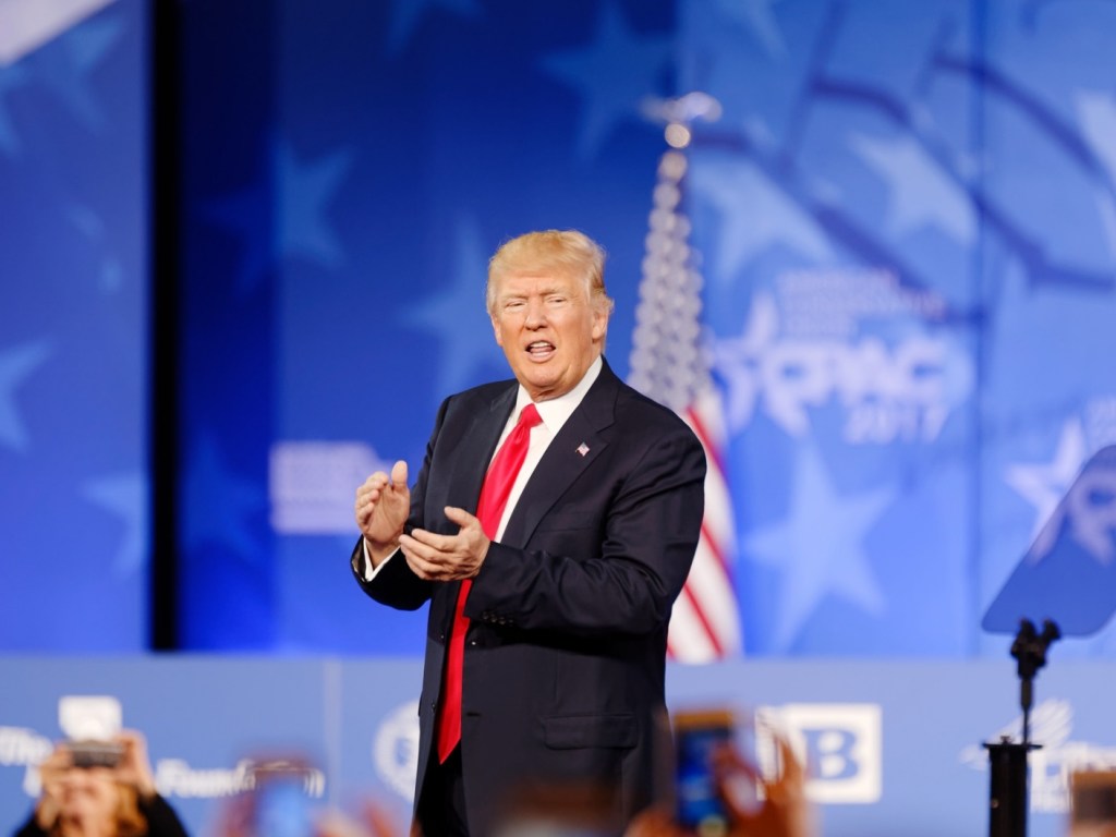 Из-за РФ Трамп поссорился с лидерами G7 — СМИ