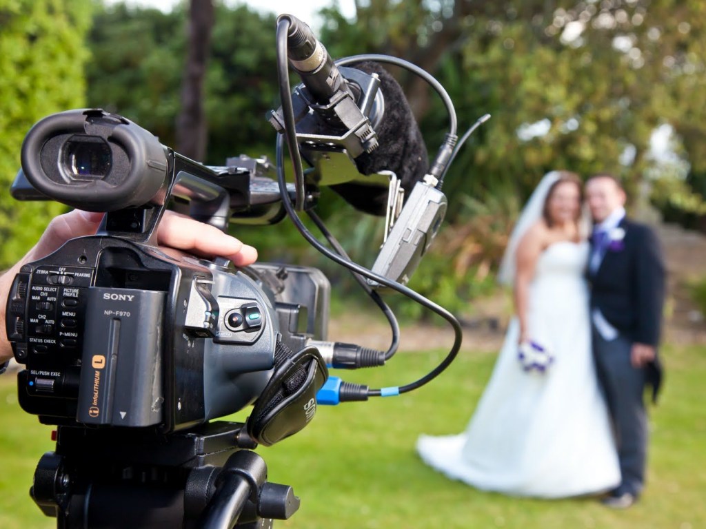 Как выбрать видеооператора на свадьбу: советы Girko.net