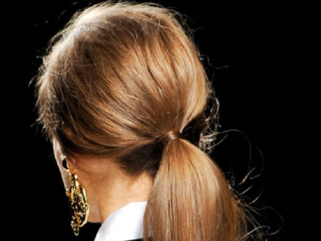 «Хвост» может быть роскошным: названы стильные прически для длинных волос (ФОТО)