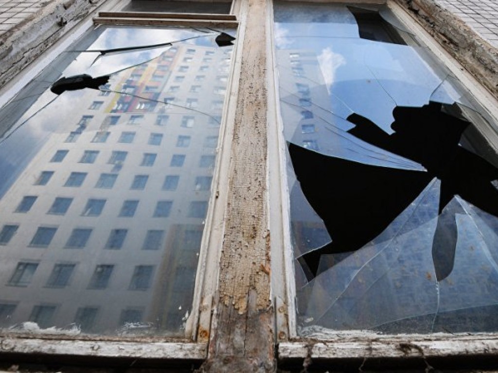 Разбиты окна в домах: Под Николаевом ночью в жилом секторе произошел взрыв