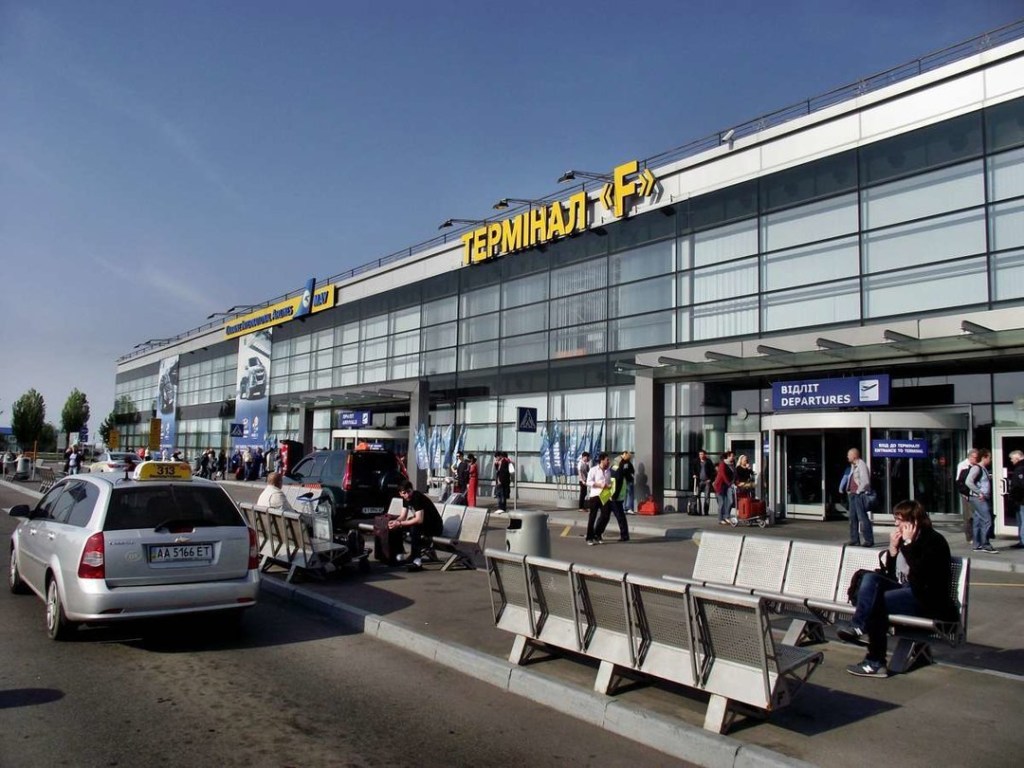 Ремонт взлетно-посадочной полосы: Со 2 сентября рейсы из  аэропорта «Жулян» перенесли в «Борисполь»
