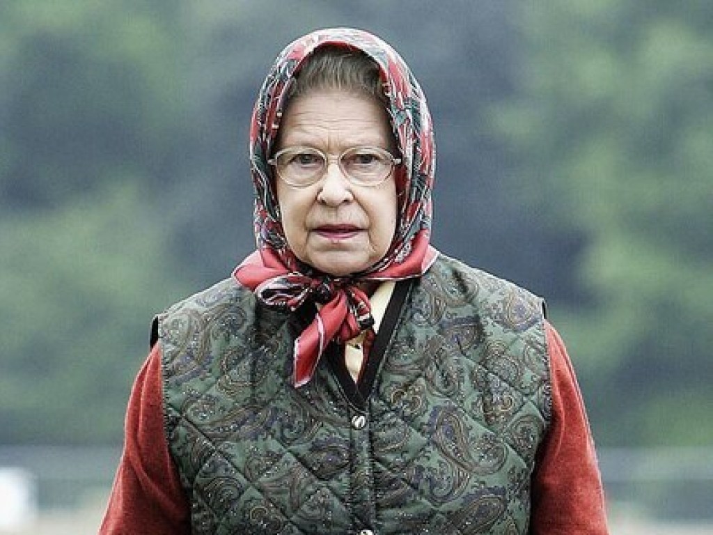 Поинтересовались, «местная ли она»: американские туристы не узнали королеву Великобритании (ФОТО)