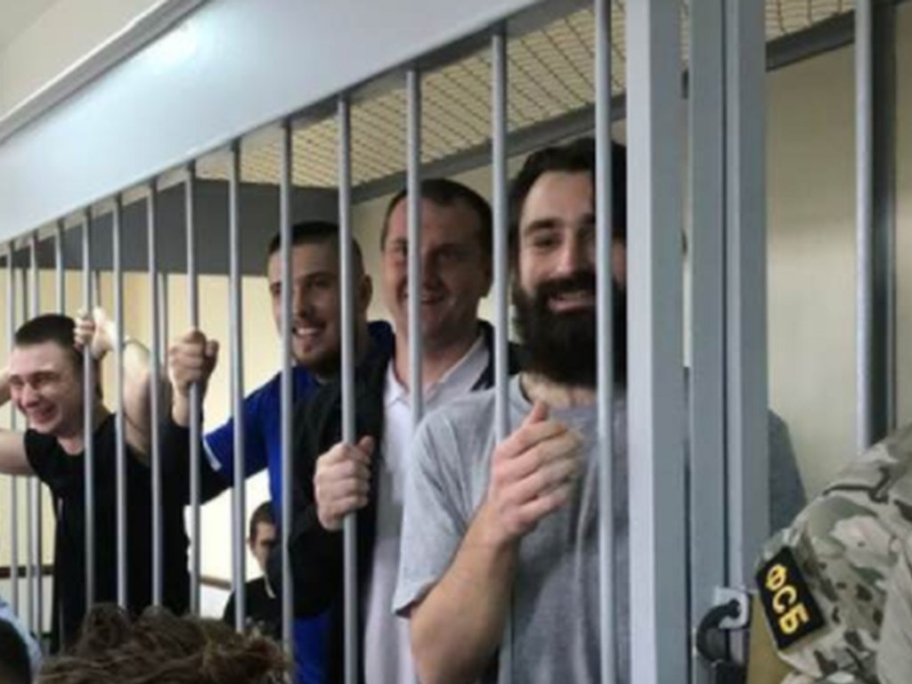 Гаврилечко: В деле освобождения Сенцова и моряков возникли проблемы, поэтому на помощь пришел Медведчук