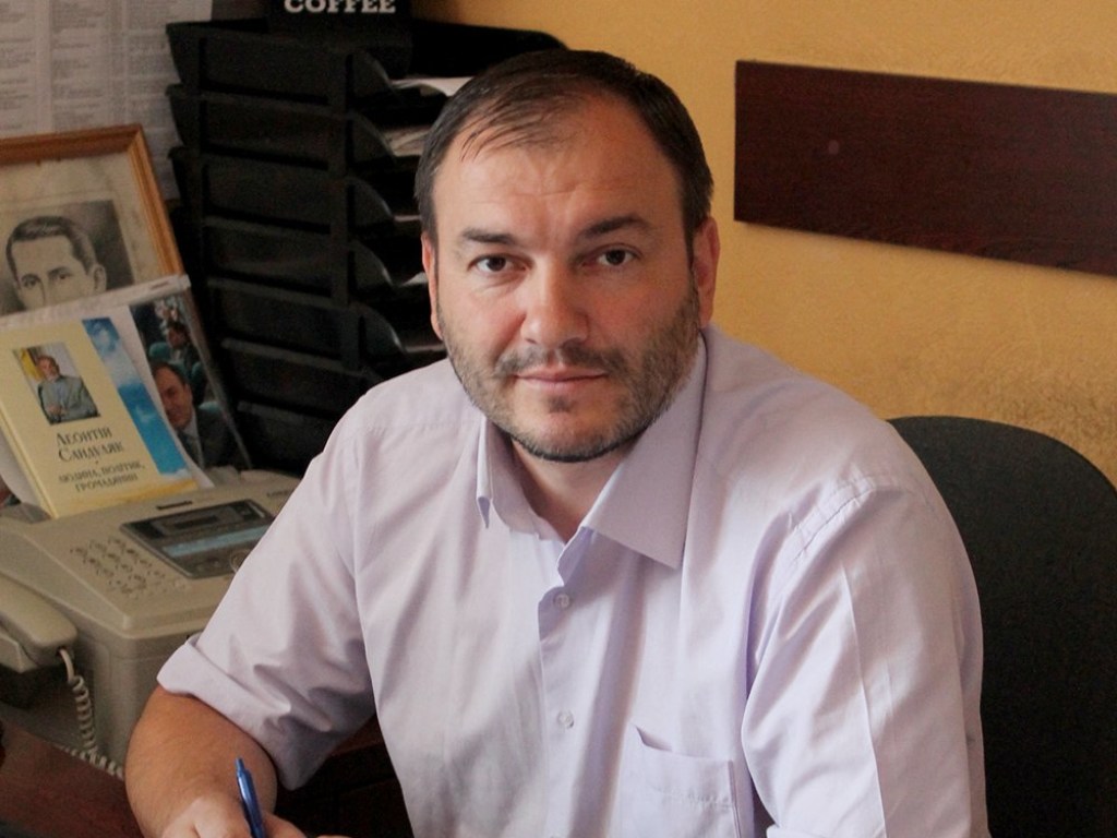Его выгонял Зеленский: Стало известно кто избил активиста-переселенца в Бориспольском горсовете