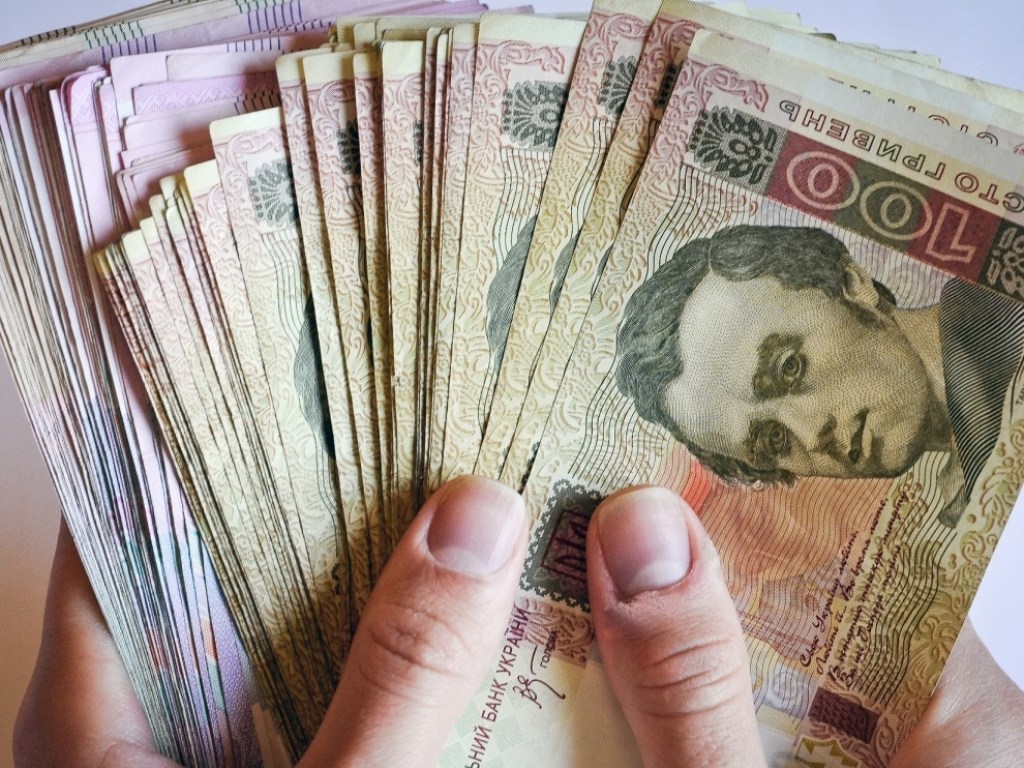 Только 9% украинцев имеют денежные сбережения &#8212; СМИ