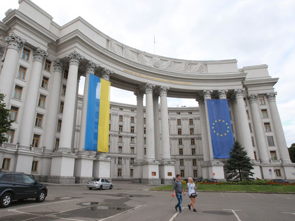 В МИД Украины призвали мир усилить давление из-за «выборов» в Крыму