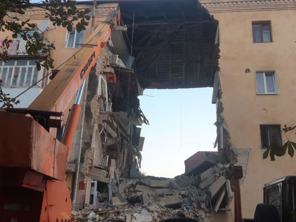 Обрушение дома в Дрогобыче: В деле появился новый поворот, люди не могут попасть внутрь