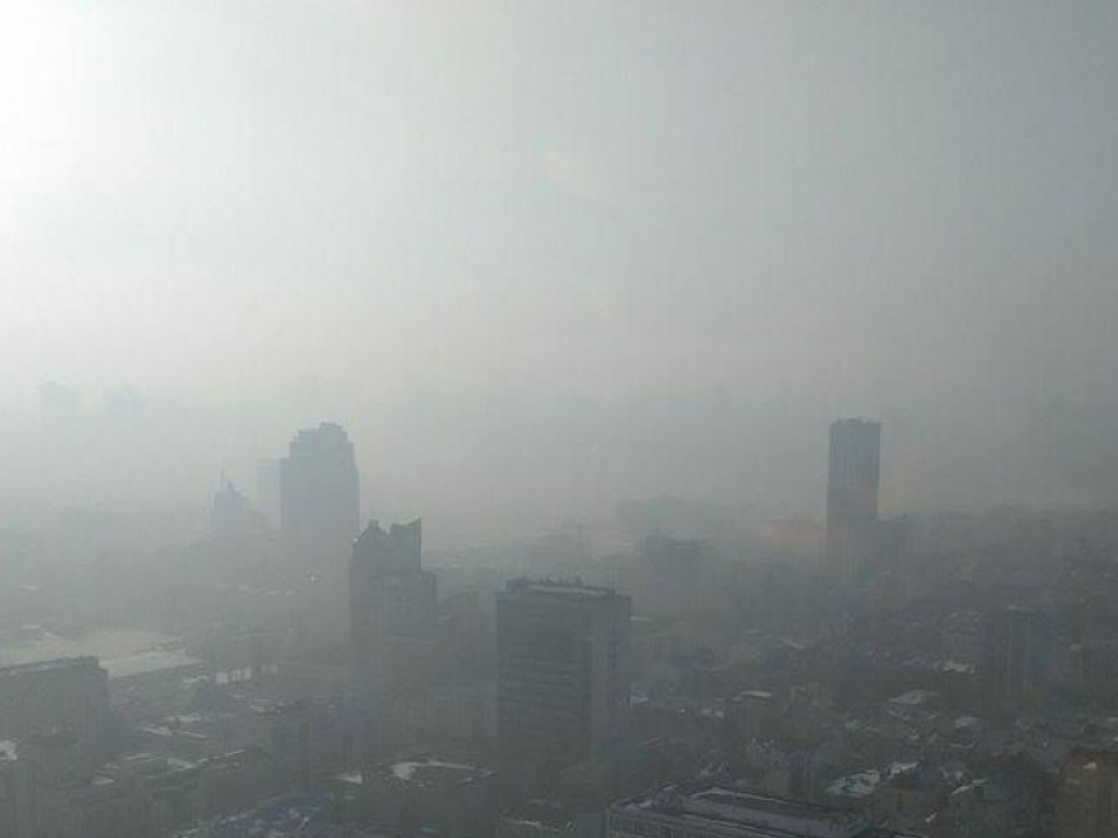 В двух районах Киева зафиксирован наиболее загрязненный воздух