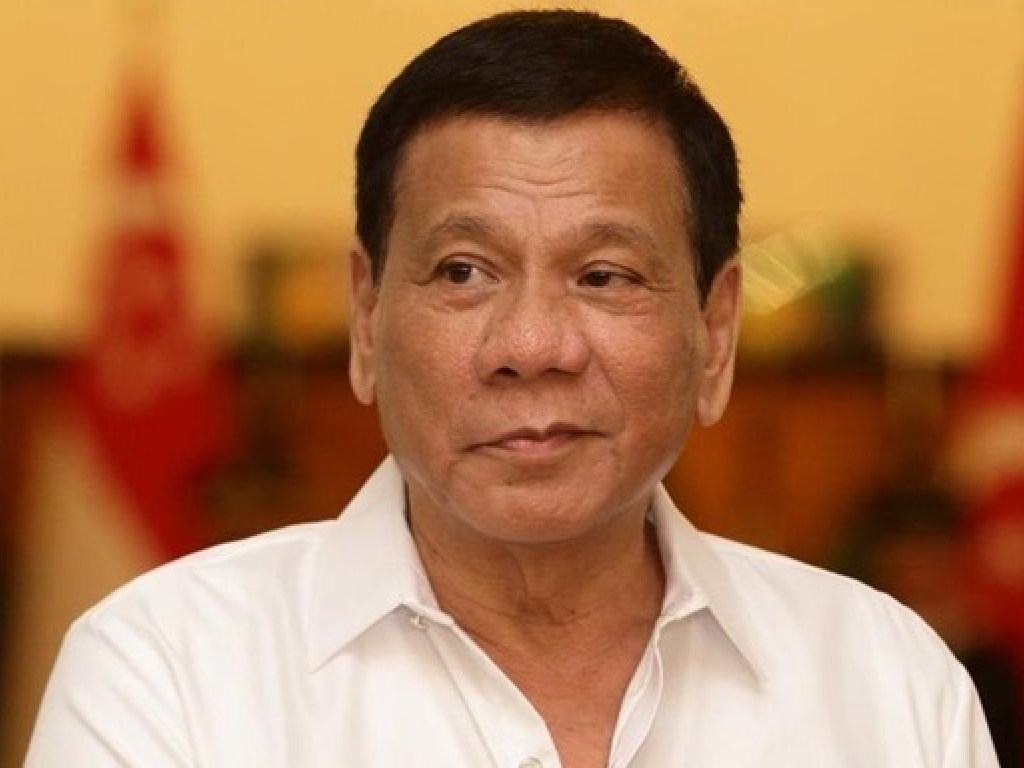 Президент Филиппин разрешил стрелять в ноги чиновникам-взяточникам