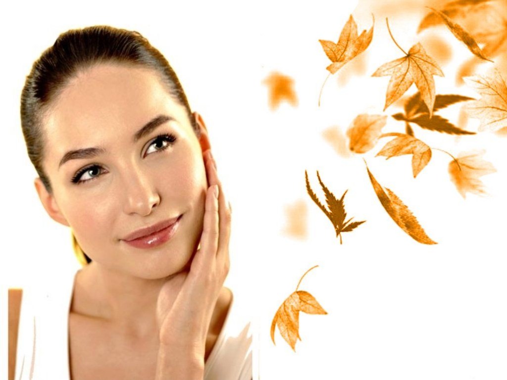 «Осенний уход за лицом»: в зоне внимания активные витамины и плотные кремы